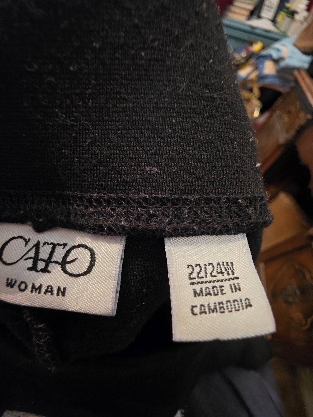 CATO Woman Black Pants with Label